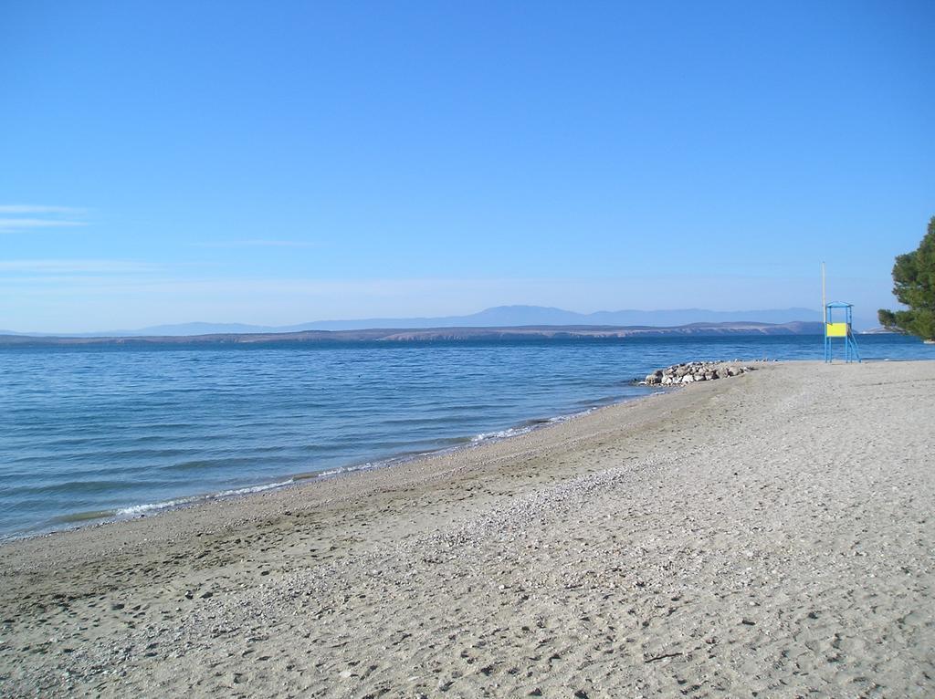 Family Apartments Ankica Crikvenica Bagian luar foto