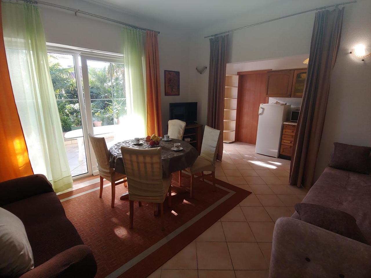 Family Apartments Ankica Crikvenica Bagian luar foto